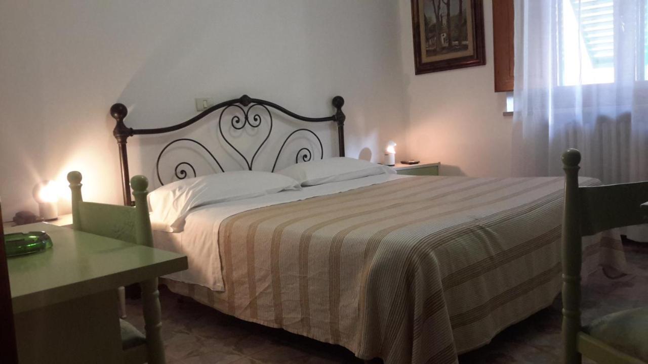 Verena Dependance Savoia & Campana Montecatini Terme Bagian luar foto