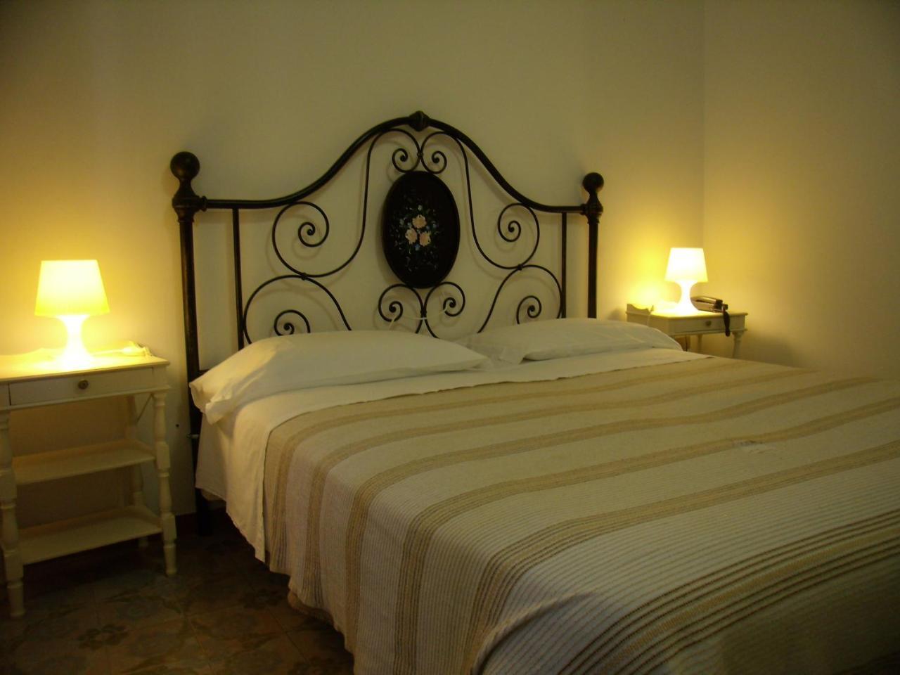 Verena Dependance Savoia & Campana Montecatini Terme Bagian luar foto